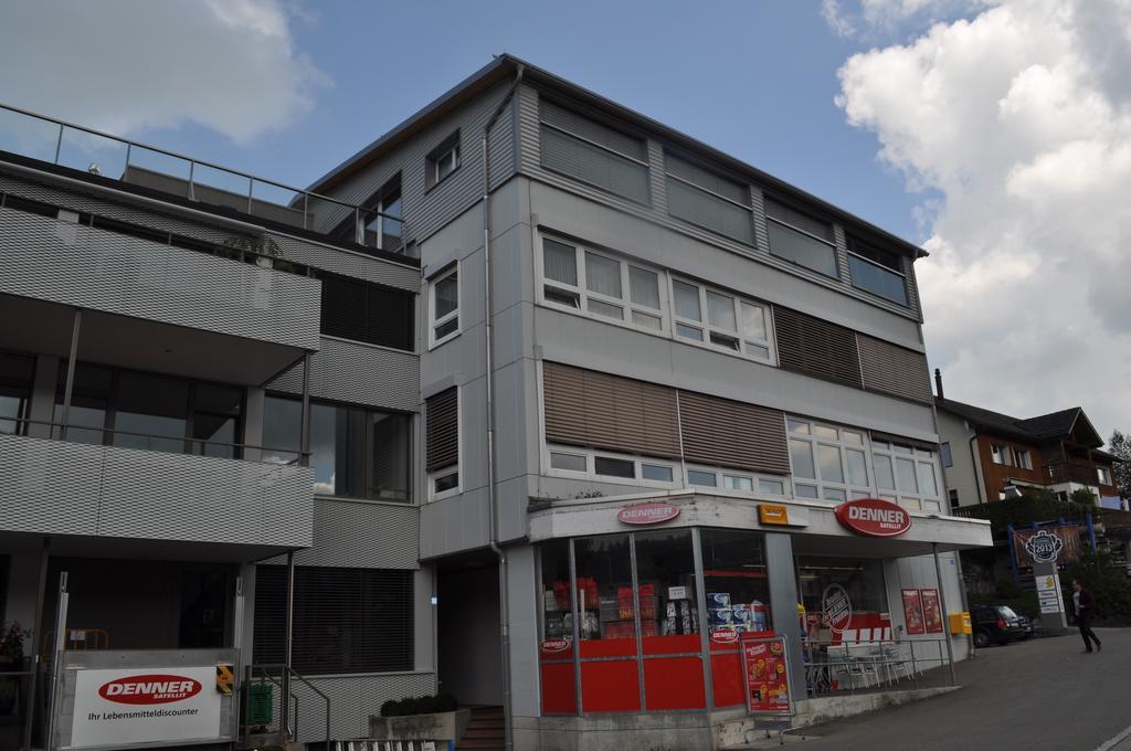 Ar阁楼公寓 Buhler 外观 照片